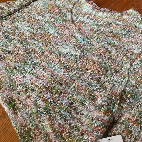NWT Free People Highland Cable Knit Oversized V-Neck Mendocino Combo Sweater XS - Picture 10 of 13